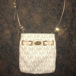 Authentic Michael Kors Crossbody